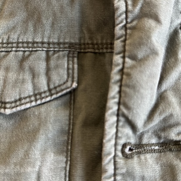 Old Navy toddler unisex utility scout hooded jacket in army green. Size 3T - Picture 3 of 4